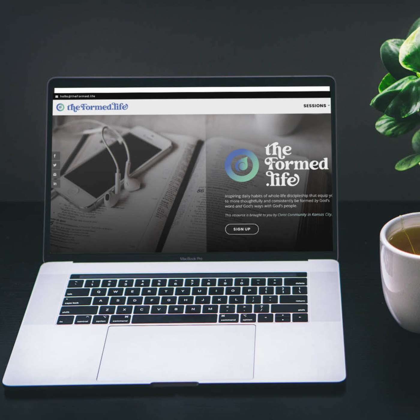 BLOG | Three Resources for Connecting with Jesus Daily episode artwork