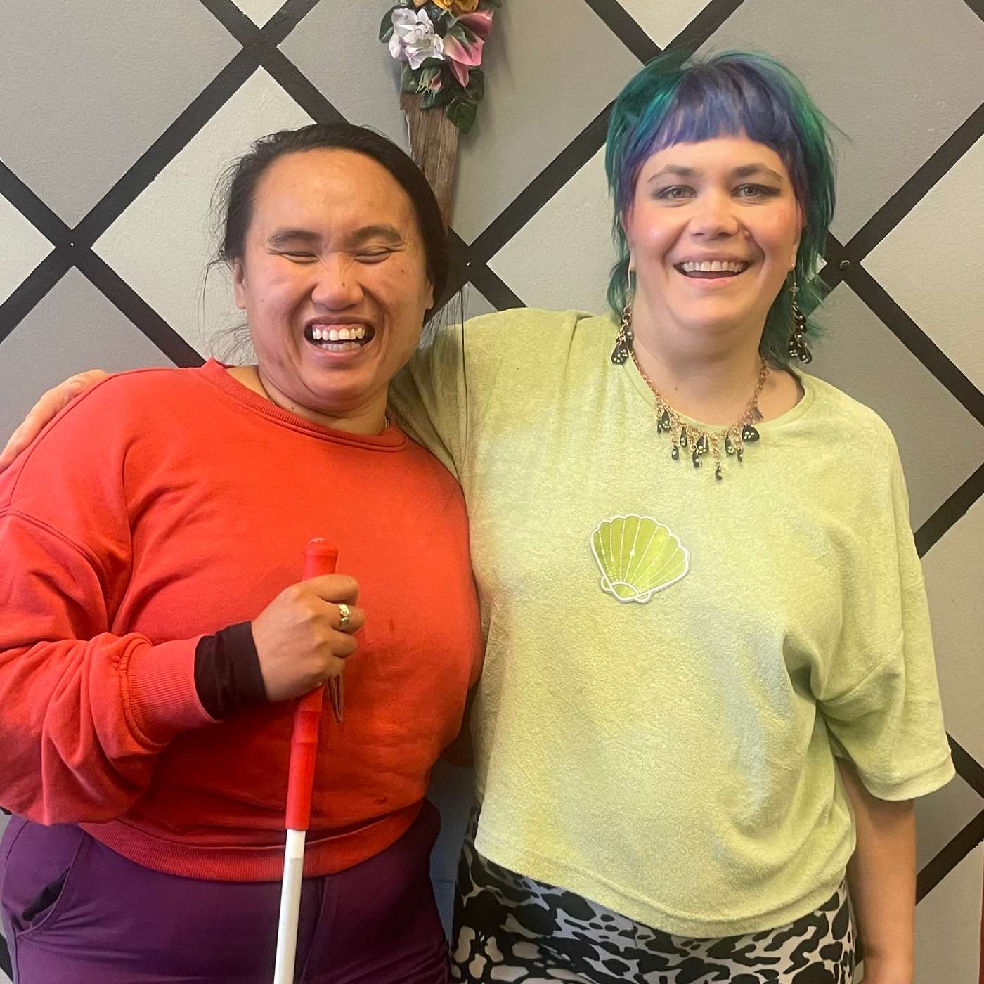 Lunch i mörker - Nadja Itäsaari om livet som artist och multikonstnär Lunch i mörker - Nadja Itäsaari om livet som artist och multikonstnär