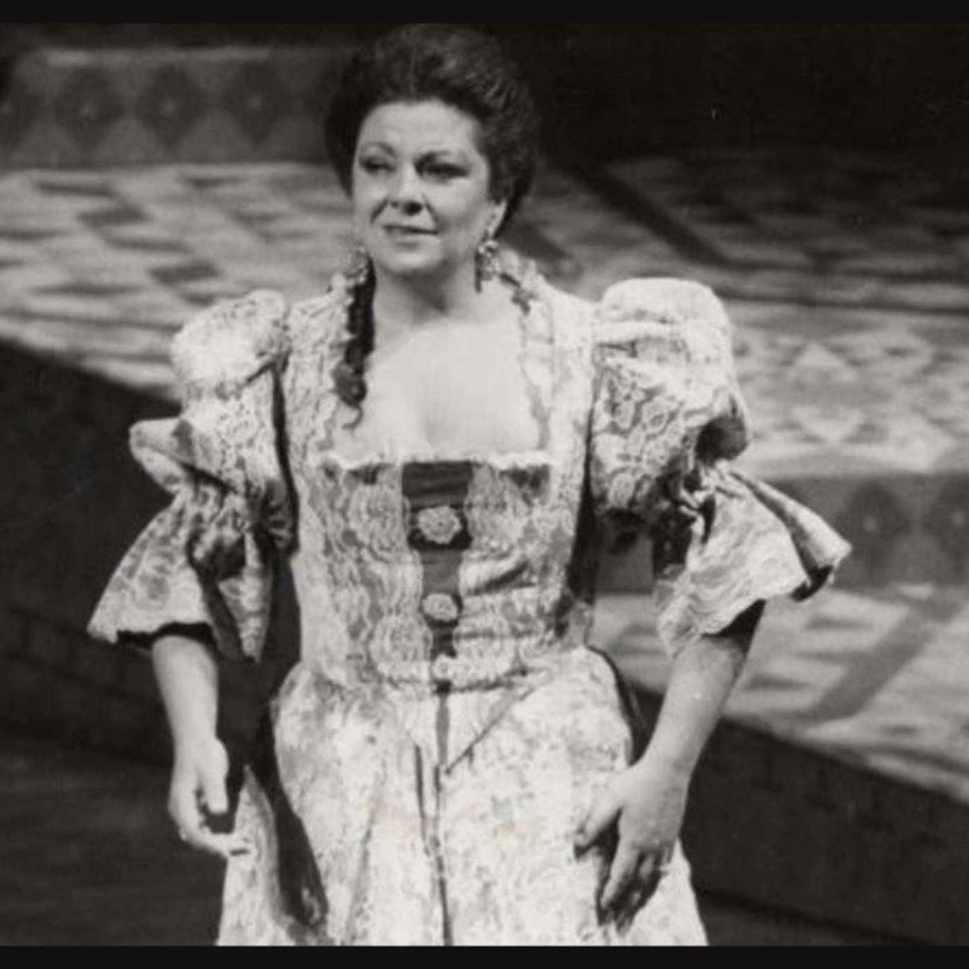 L'Aria che Tira...pillole di lirica - Pensa alla Patria (L'Italiana in Algeri) - Bernadette Manca di Nissa