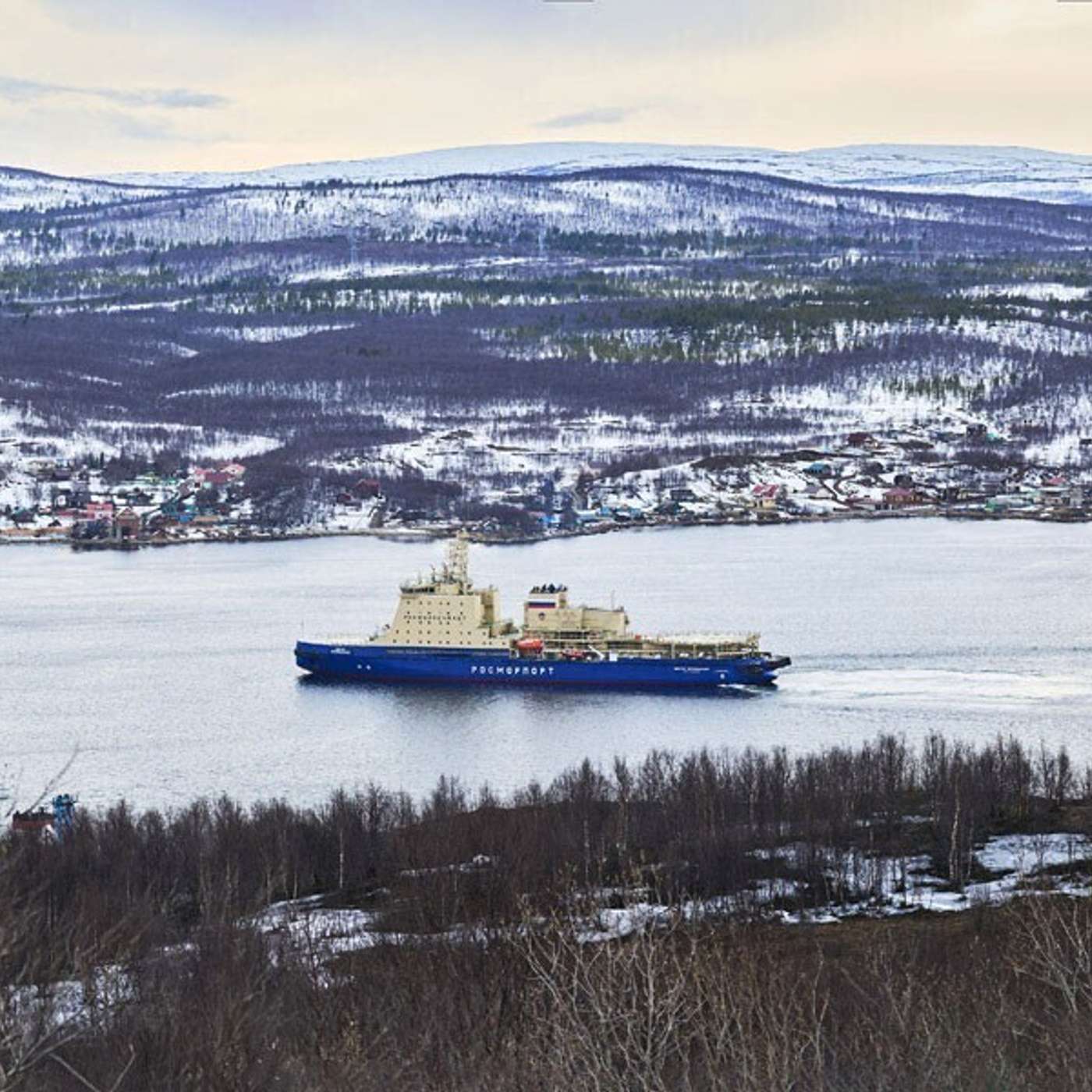 «Виктор Черномырдин» отправился на испытания в Арктику