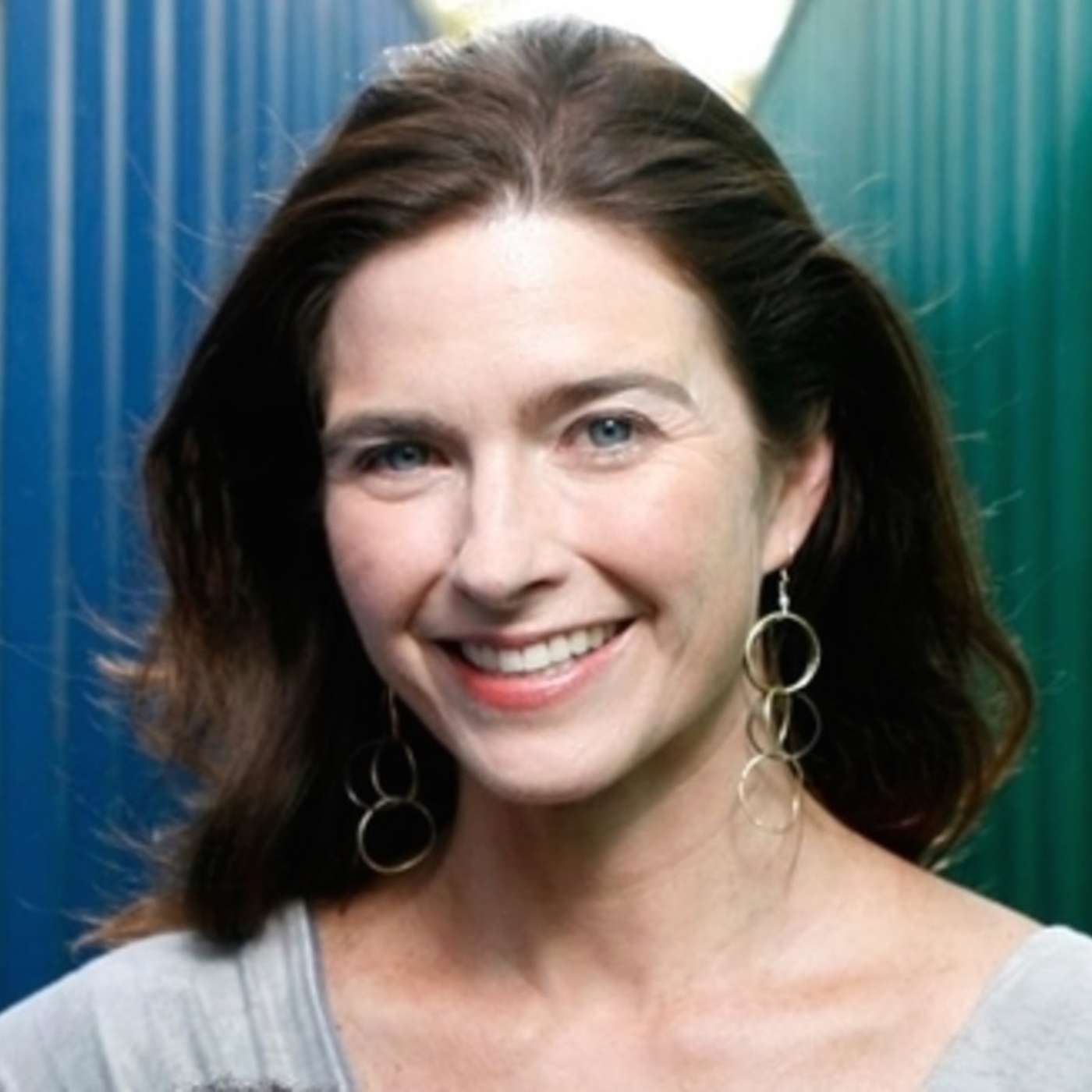 Think Globally with LEAF Global Arts founder Jennifer Pickering episode artwork