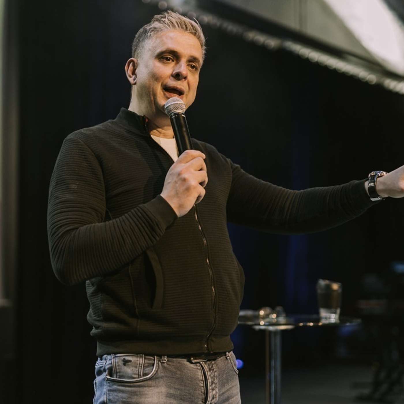 #008: Jak wyjść z jaskini życia – Adam Piątkowski | 1.03.2020