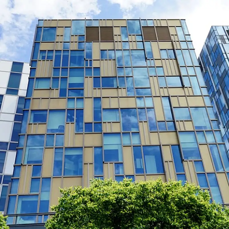 ECONOMIE - Les investisseurs étrangers ne peuvent plus acquérir d'immobilier au Canada