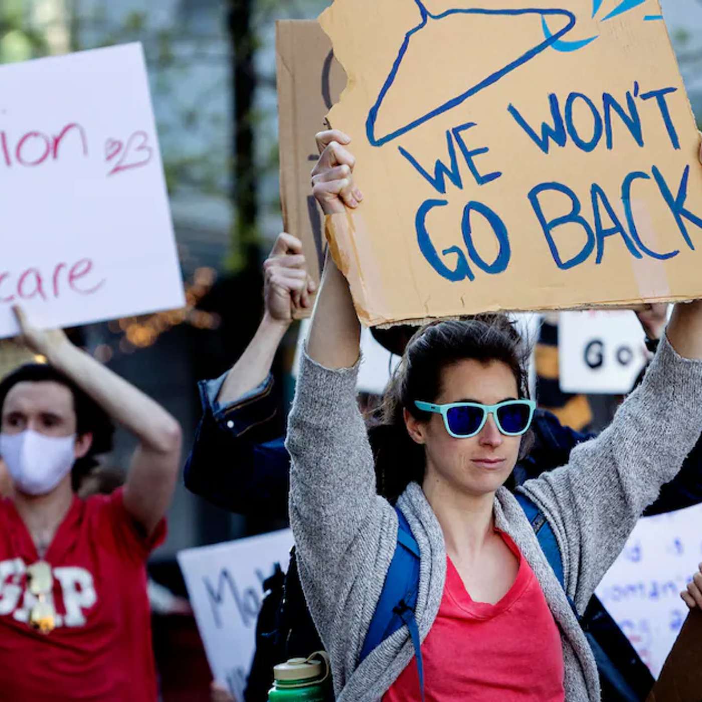 Judge Blocks Trump's NIH Cuts, Justice Department Drops Idaho Abortion Case, US Broadband Overhaul Boosts Starlink Funding, Karen Read's Murder Retrial Faces Appeal, and more...