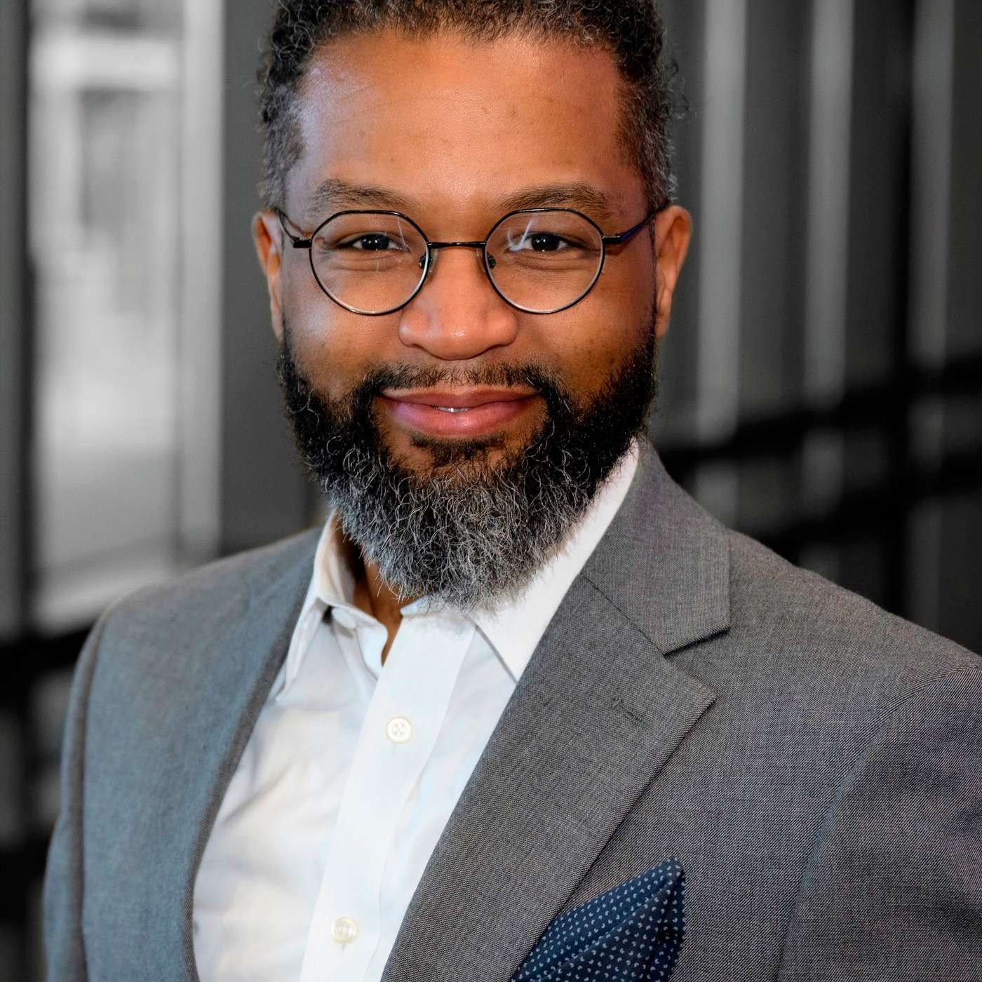 02-09-26 Jeremiah Ellis, independent public history researcher and author, talks with Freddie Bell about the overlooked legacy of Black women at the Twin Cities Ordnance Plant