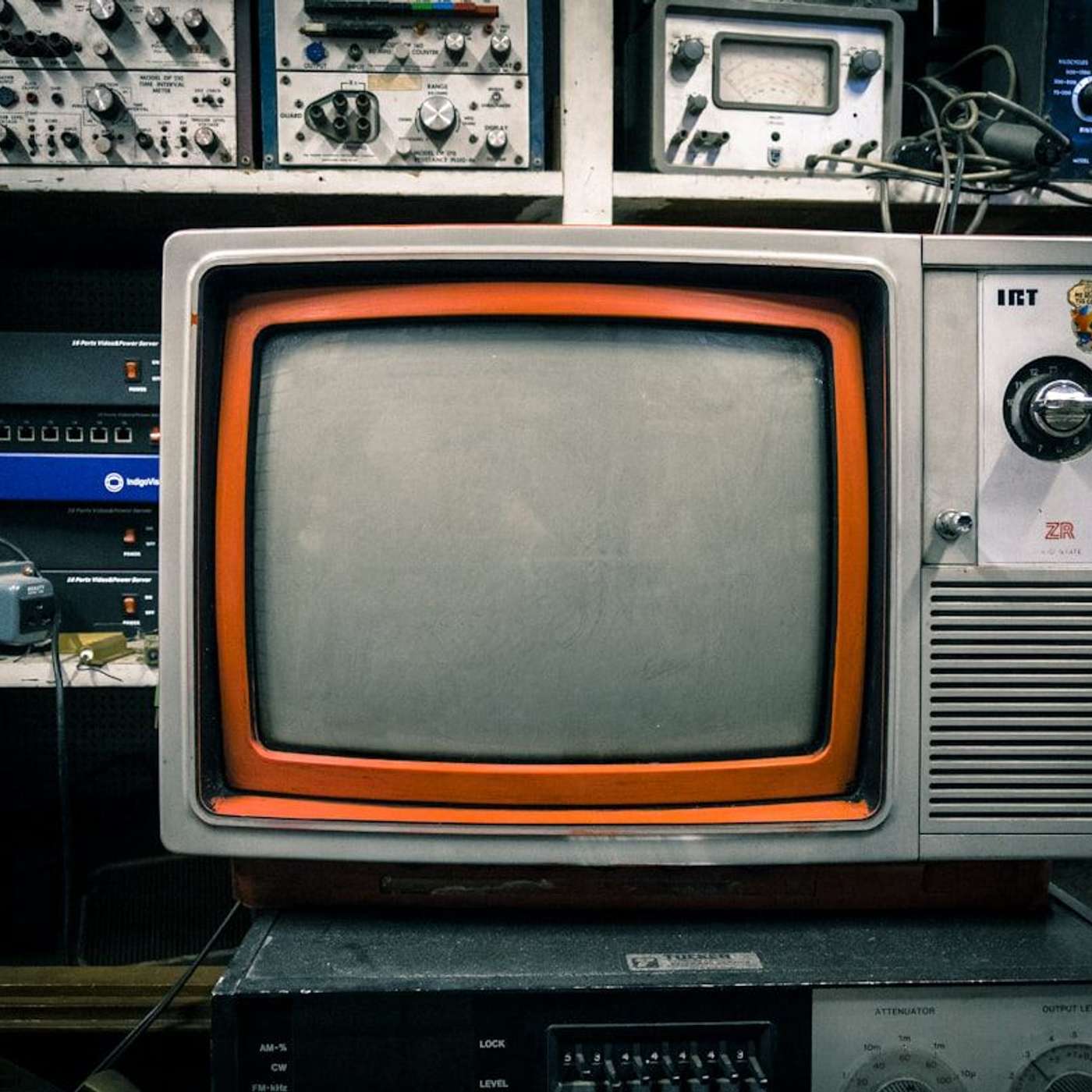 Decoding the Popularity of TV Series: A Network Analysis Perspective: Abstract and Introduction