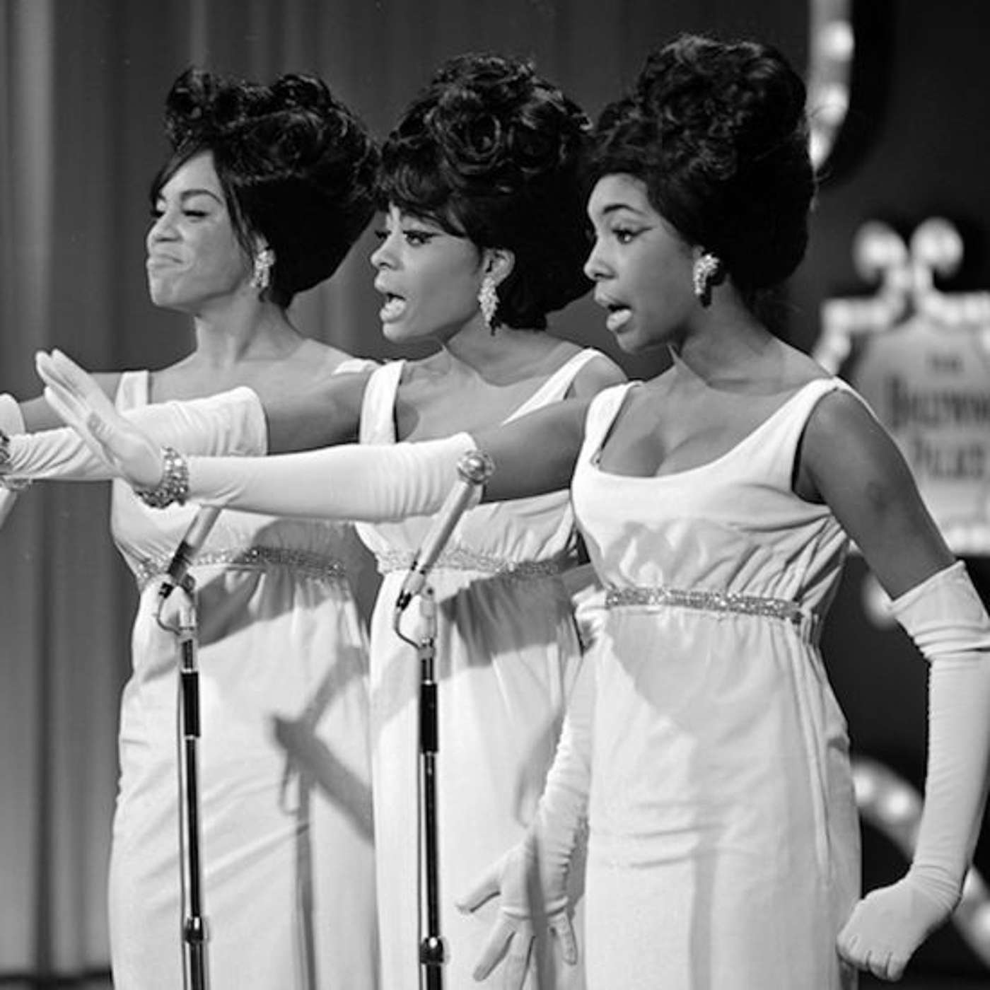 156 - Music Greats with Ana Schofield (The Supremes)(27.04.2020)