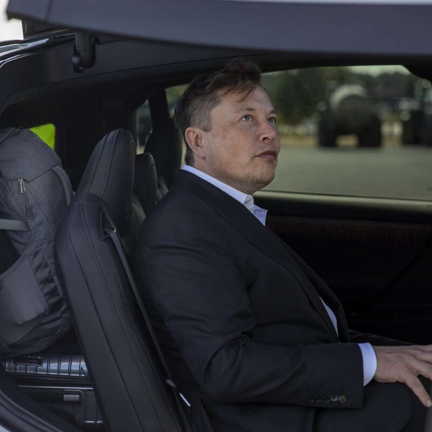 Tesla Stock Skyrockets, Biden's Chip Manufacturing Bet, Wealth Firms Adjust NVIDIA Stakes, Apple Revamps iPad Lineup, and more...