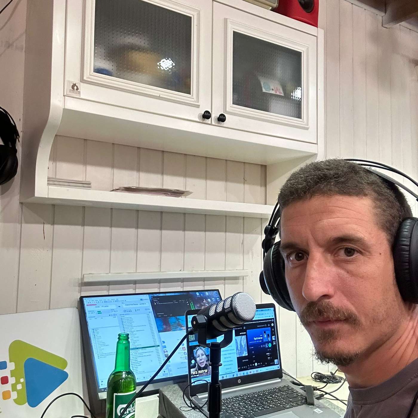 לראשונה מהאולפן החדש episode artwork