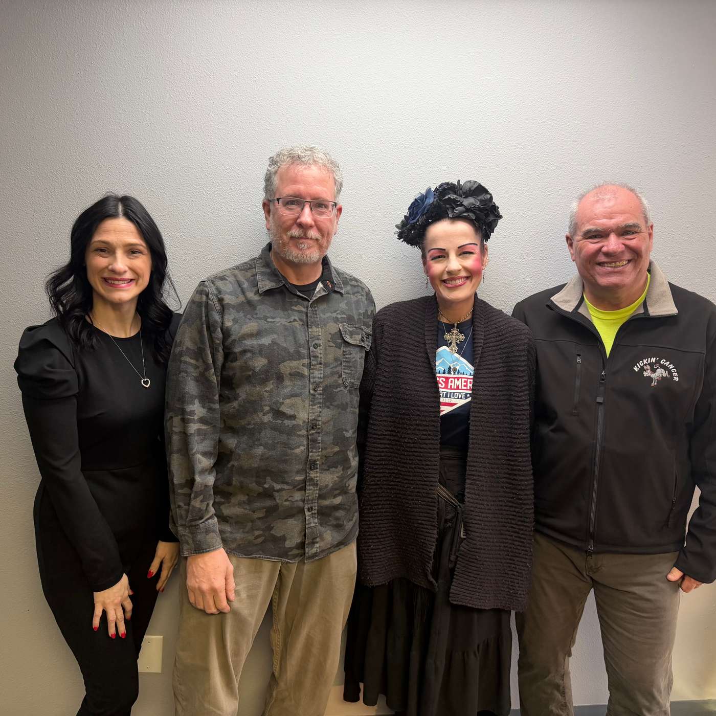 Scott and Ruth from House of Light Christian Supply interview with Amanda Smith and Baron Robison  -  January 28th, 2026