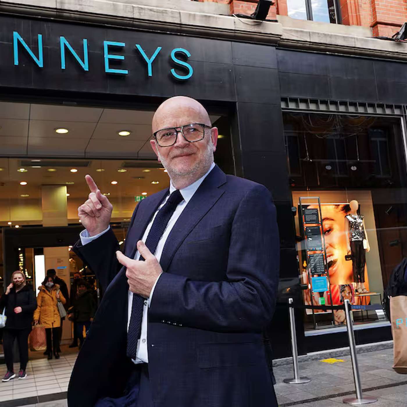 Primark CEO Resigns Amid Misconduct, Starmer Launches Anti Smuggling Summit, UK Requires Five Recycling Bins, Women Sue Al Fayed Estate, and more... episode artwork