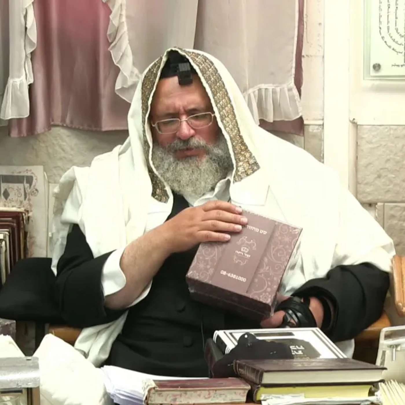 החיד"א -תניא יומי ובגובה העיניים-כ"ח אב תשפ''ה