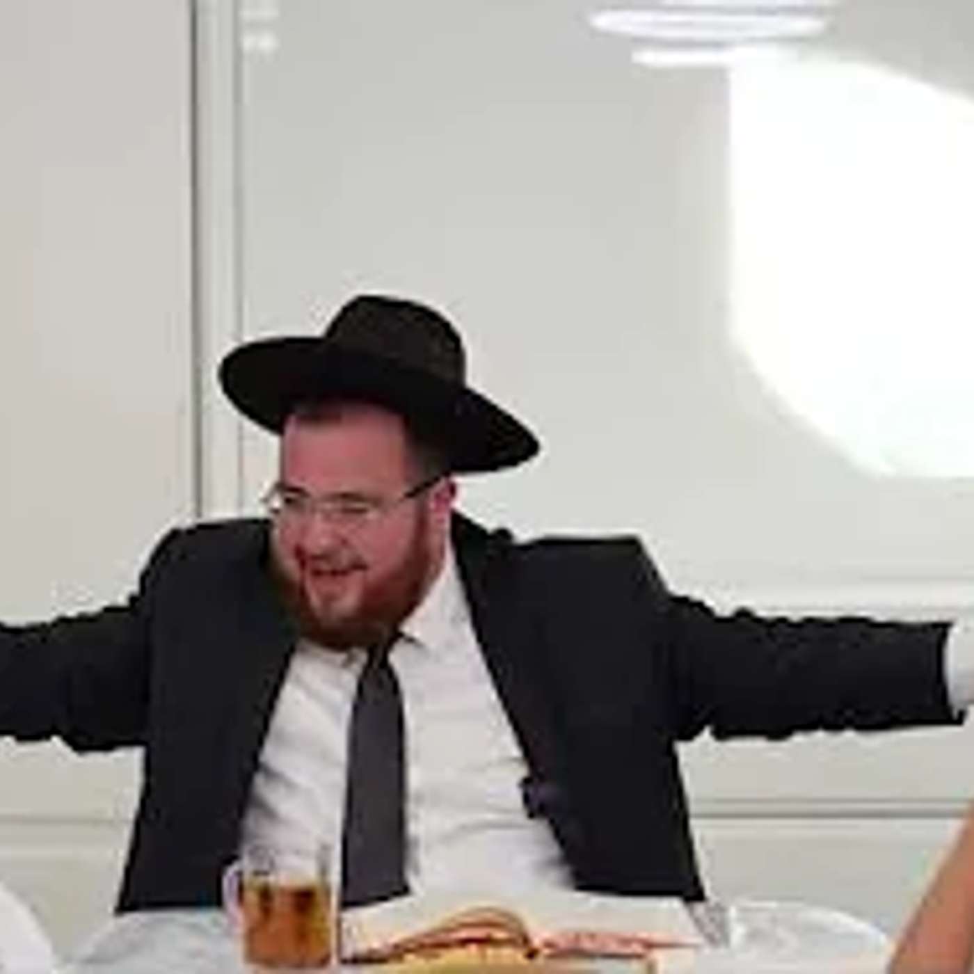 ירושלים מזועזעת: המקובל הרב מורגנשטרן קיבל מסר מהרב קוק 'מלחמות קשות בתקופה הקרובה... בידינו לבטלם'