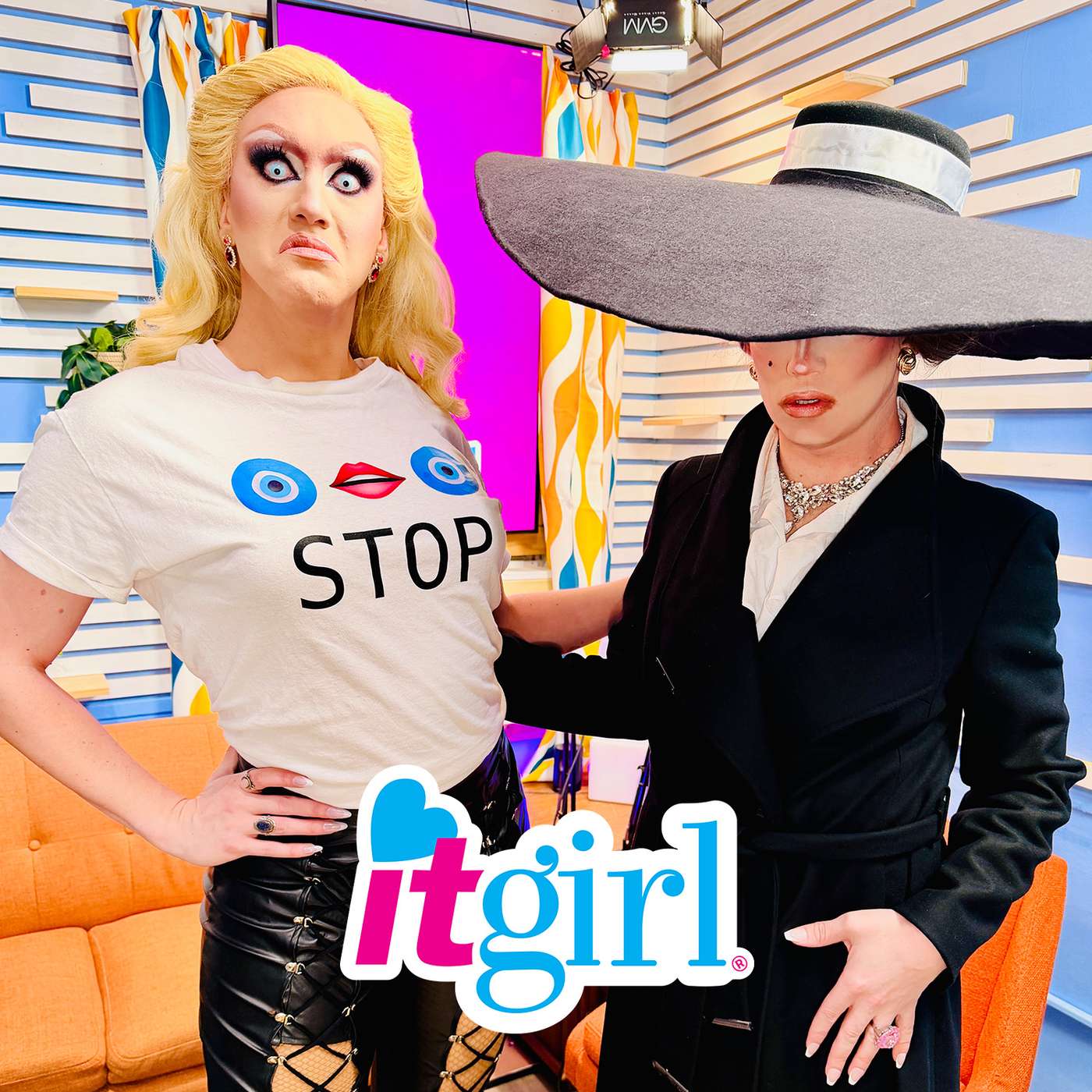 Ep. 301 - Popping Corns and Nate the Hoof Guy with Erika Qwerk aka Lauren Banall