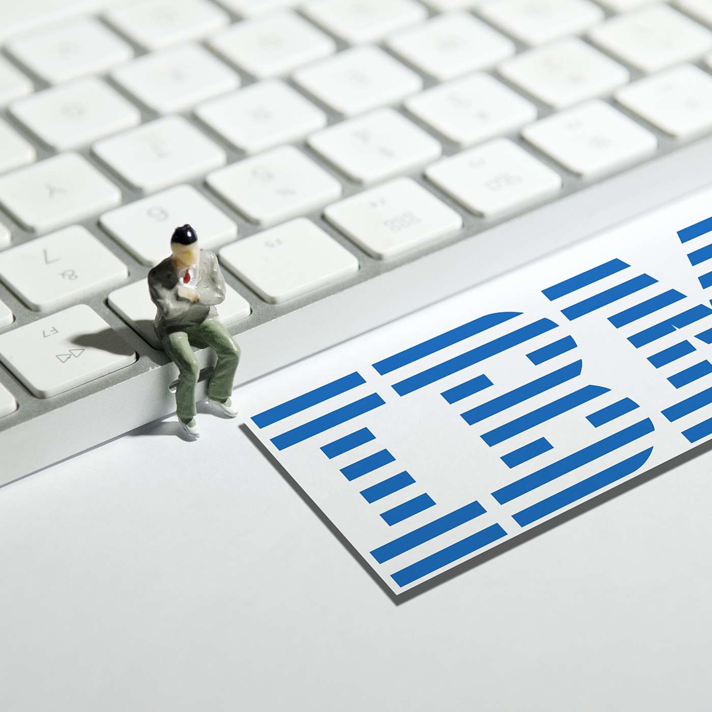 NASA and IBM Launch Surya, Supernova Secrets Revealed, UCSF Finds TNBC Cell Trick, Yeast Superfood Boosts Bees, and more...