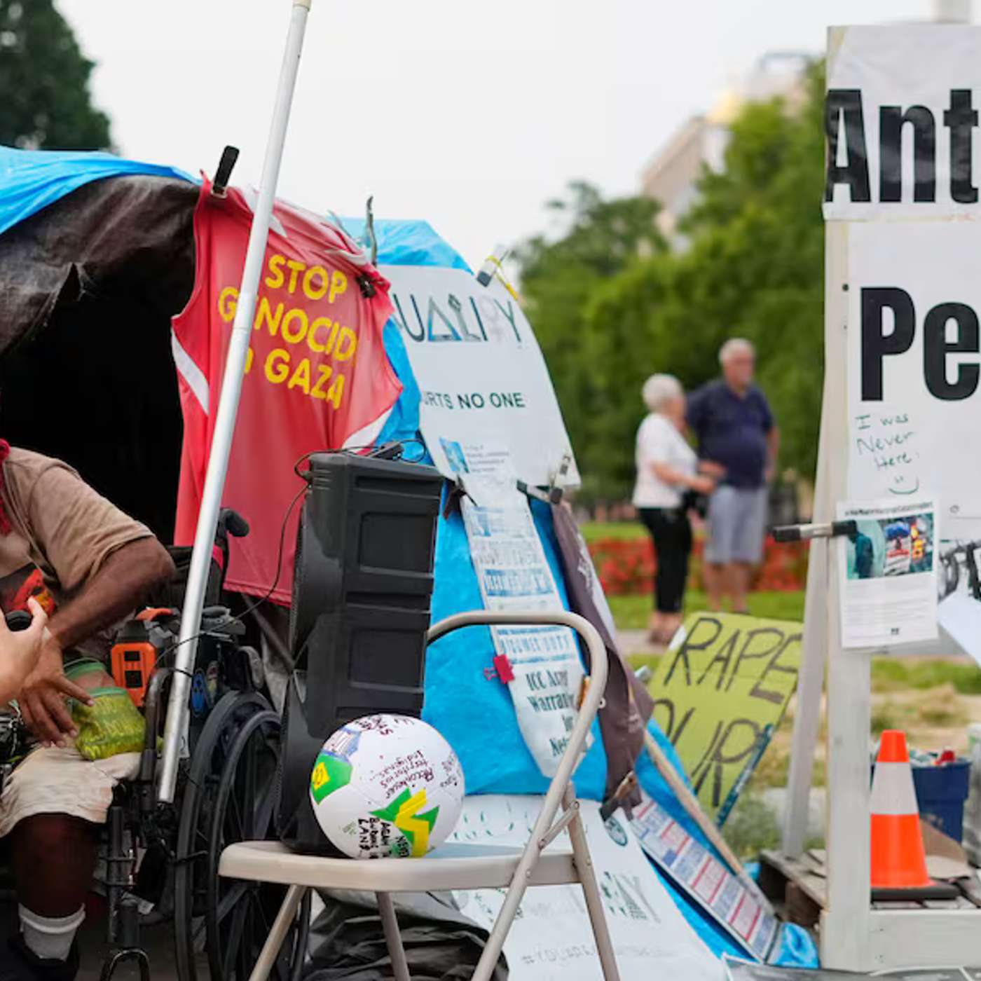 White House Dismantles Peace Vigil, Trump Issues Hamas Ultimatum, California GOP Opposes Prop 50, Greensboro Sit-In Sparks Change, and more...