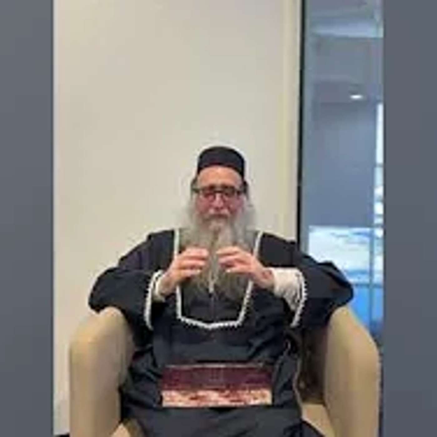 כעת • ברכת האדמו״ר רבי יאשיהו פינטו שליט״א לכבוד שבת קודש בת שלום ומבורך לכולם.