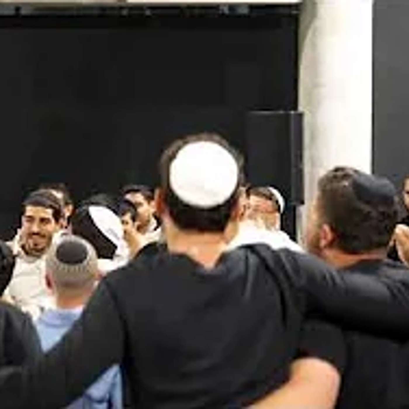 הרב אייל עמרמי | מוצ"ש אמונה - מה קורה  שאתה לא מאמין שהכל זה ה׳🤨 | התשפ"ו episode artwork