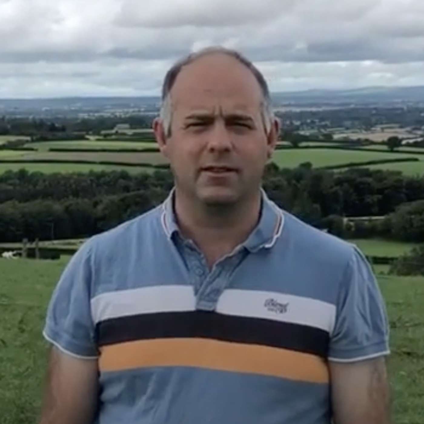 Dairy farmer, Mike Bermingham, on his February grazing & calving season and advice for the remainder of the first rotation