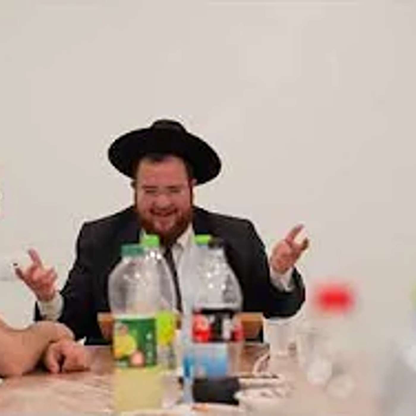 בני ברק על הרגלים: המקובל הנסתר רבי דוד חיים חשף כבר בכהונה הקודמת של טראמפ ש'בכהונתו הבאה יבוא משיח