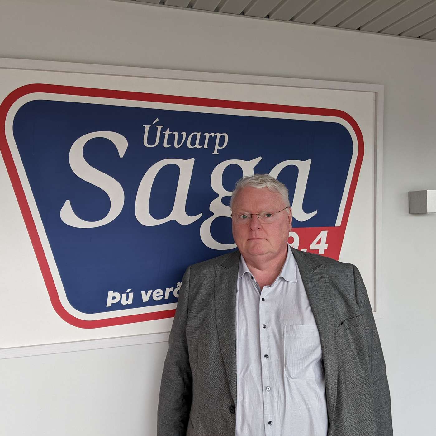 22.apríl - Guðbjörn Guðbjörnsson