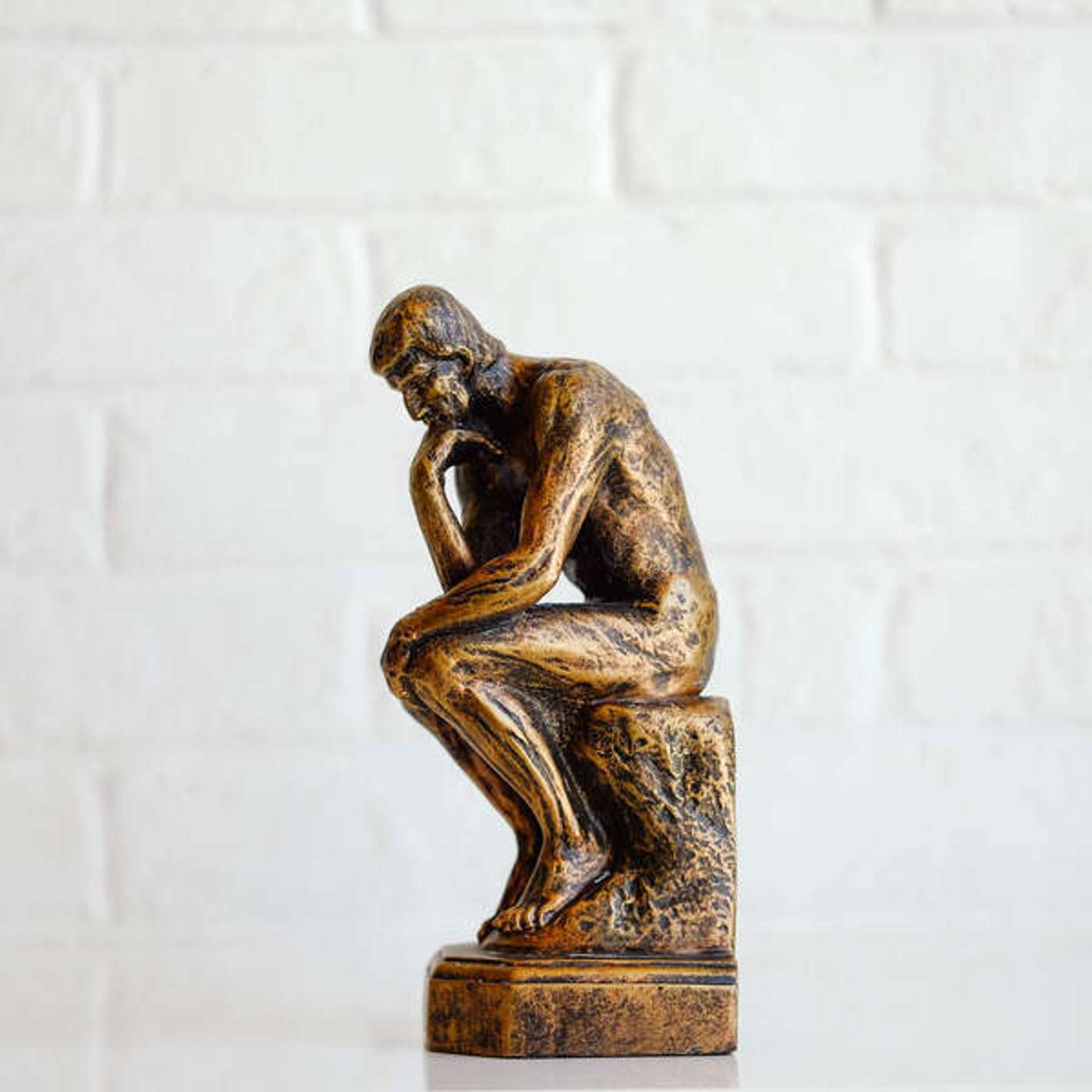 Características de um thinker episode artwork