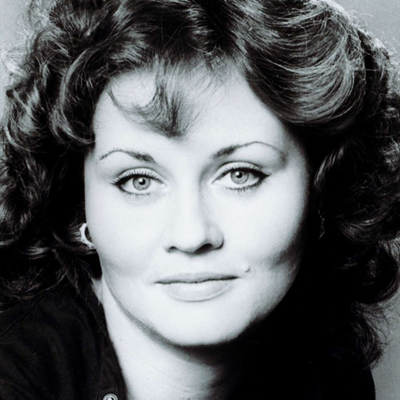 L'Aria che Tira…pillole di lirica -  Tutto afflitto e dolce il pianto - (Roberto Devereux) - Delores Ziegler