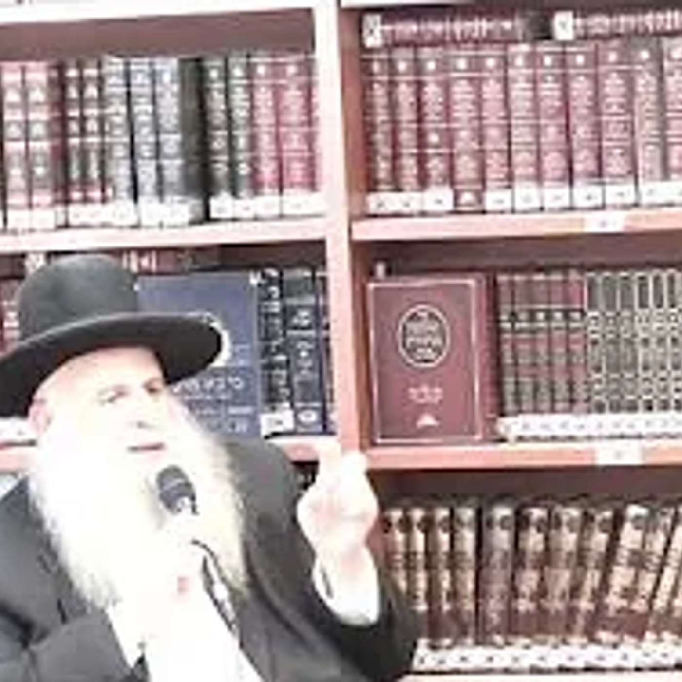 הרב מאיר אבוחצירא  : הוי דן את כל האדם לכף זכות .