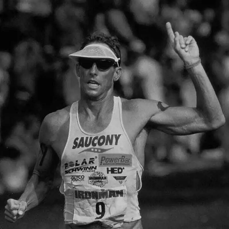 #110: Dave Scott (@davescott6x) - 6x Ironman World Champion, Overcoming Fear & Doubt