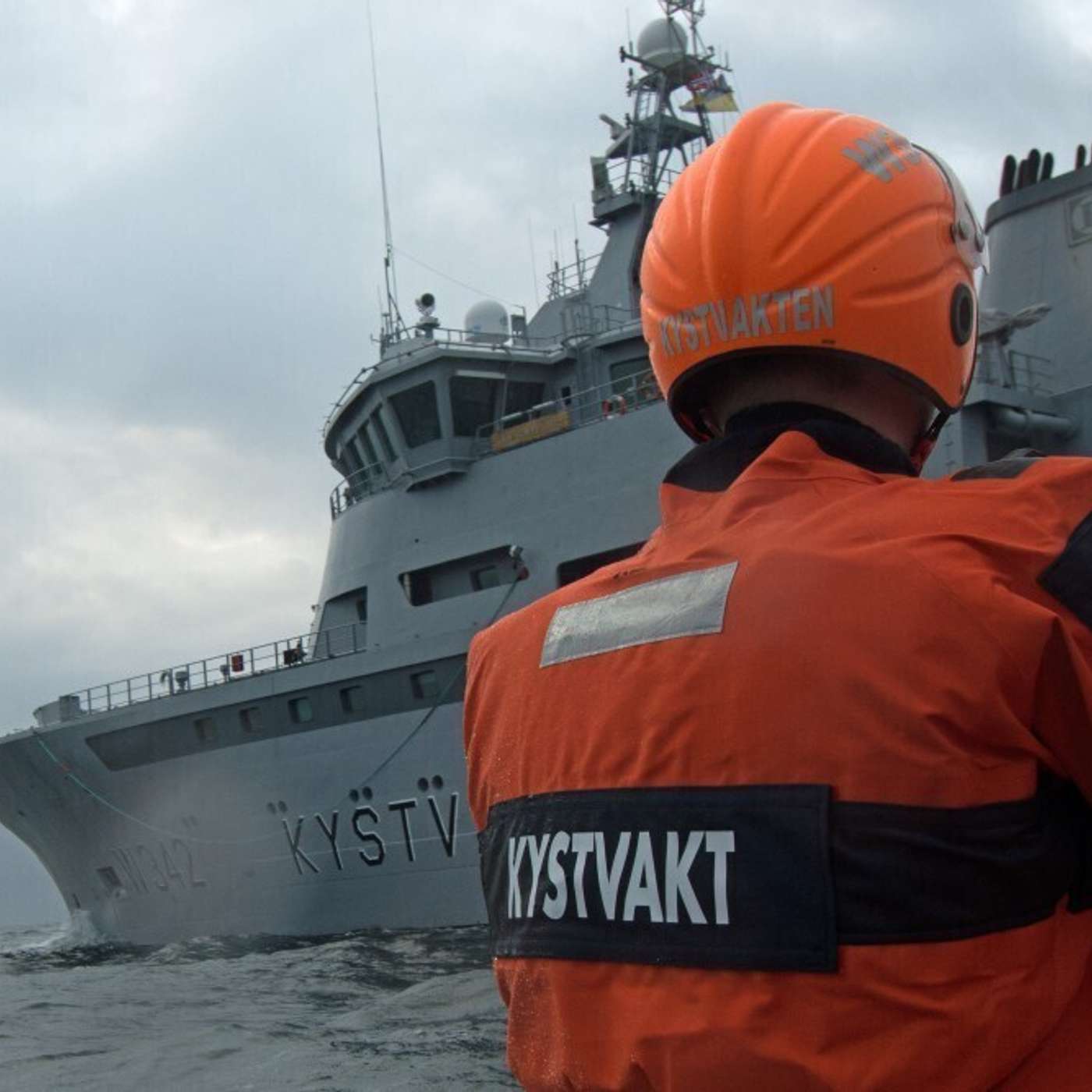 Норвегия отменила визит корабля береговой охраны в Мурманск