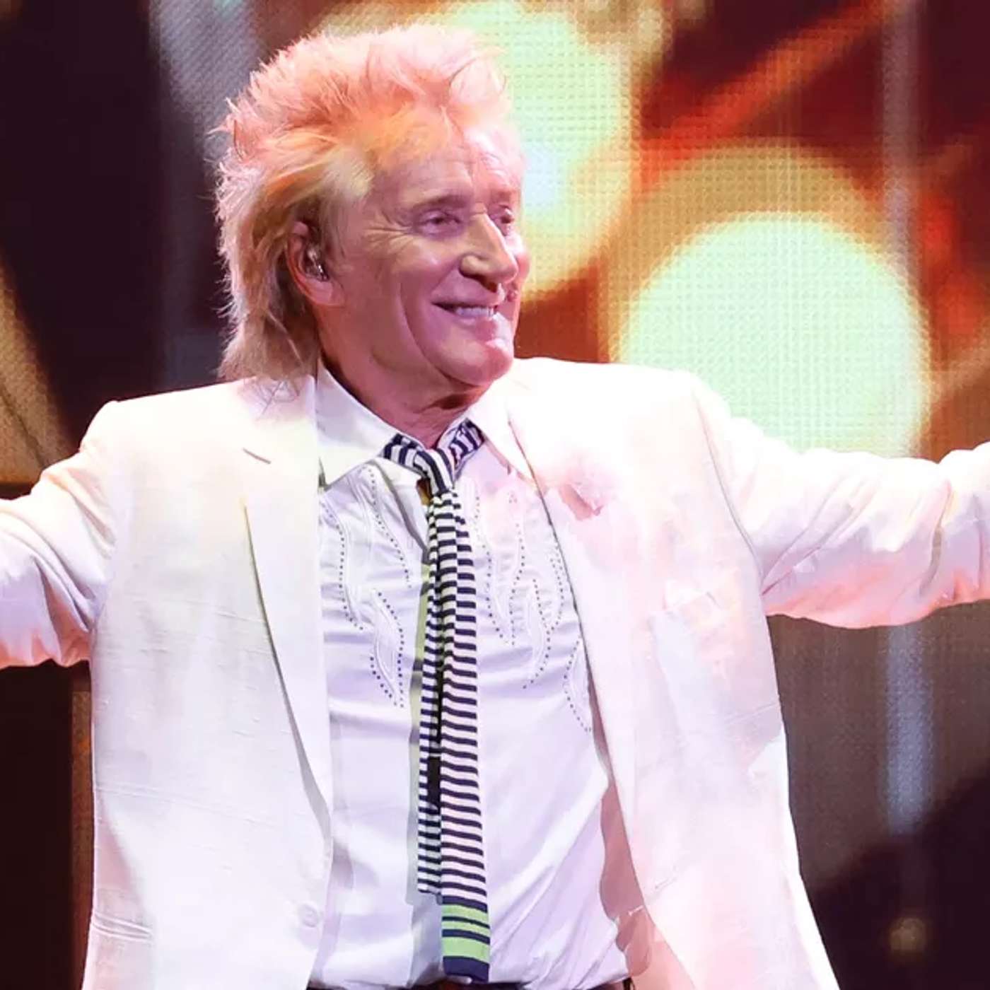Storm Bert Wreaks Havoc in UK, Fugitive Captured After 20 Years, Scottish Water Launches £9 Billion Initiative, Rod Stewart Headlines Glastonbury 2025, and more... episode artwork