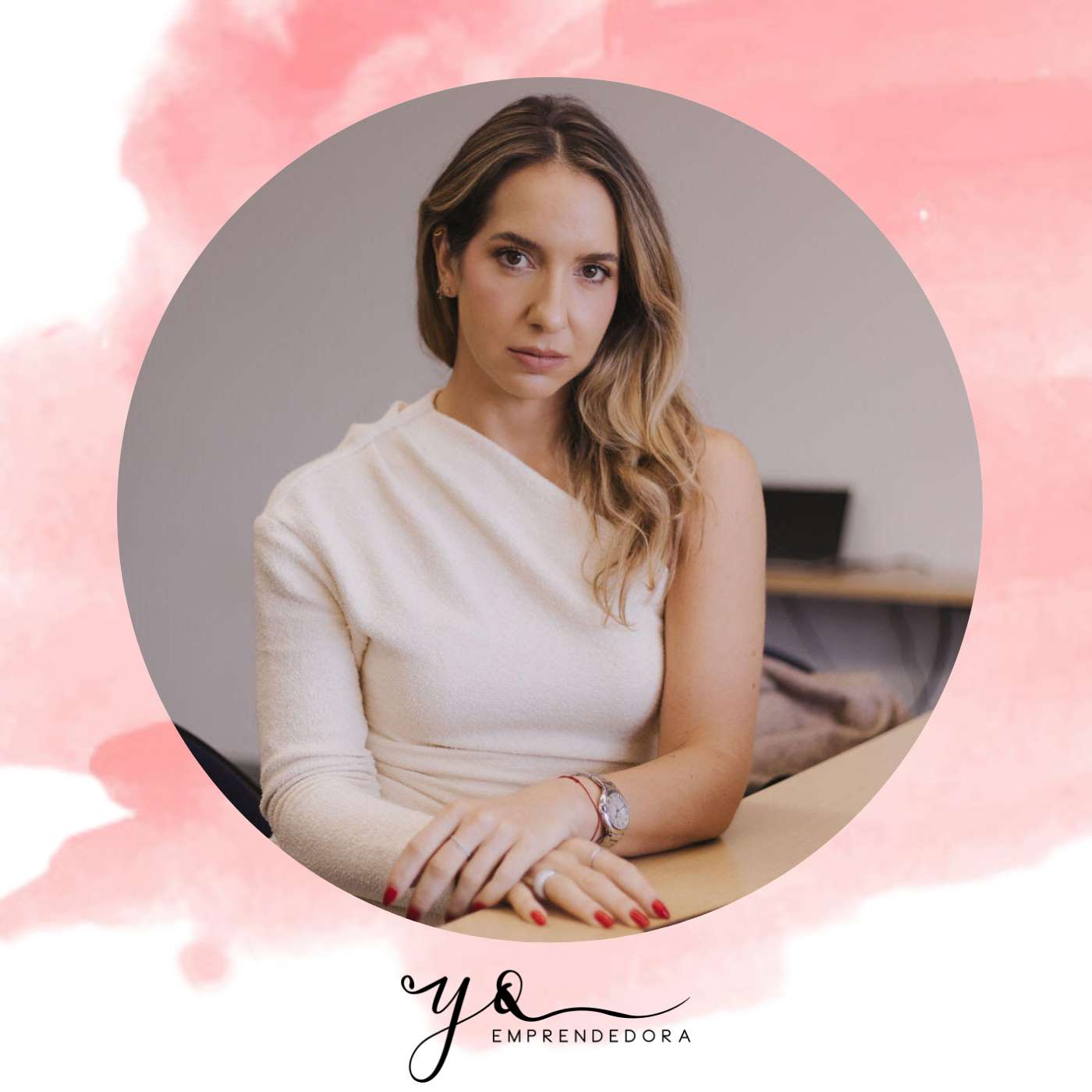 Marca personal y cómo cobrar lo que mereces, con Camila Straschnoy episode artwork