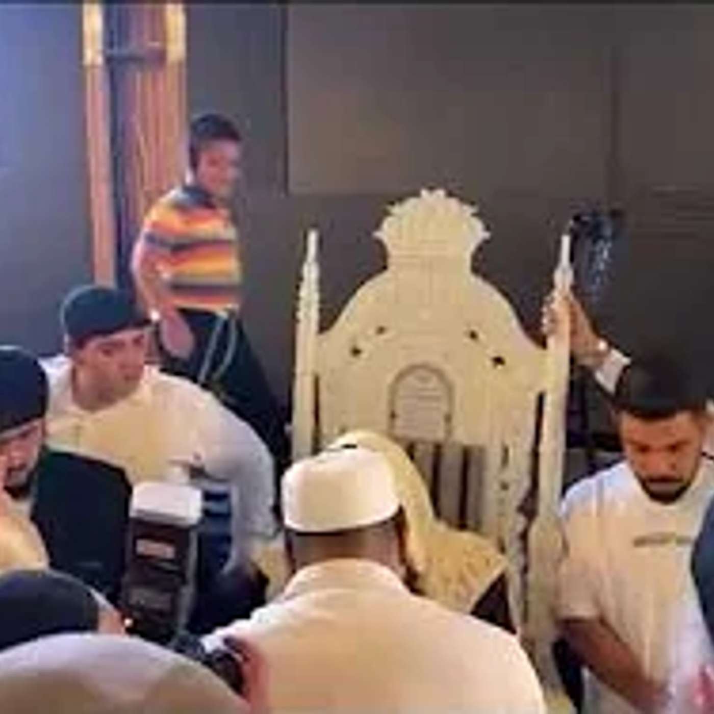 מעמד ברית מילה בשוהם - יושב סנדק בנש"ק הרה"צ כבוד הרב רבי יואל משה פינטו שליט"א - ז' באב - תשפ"ו