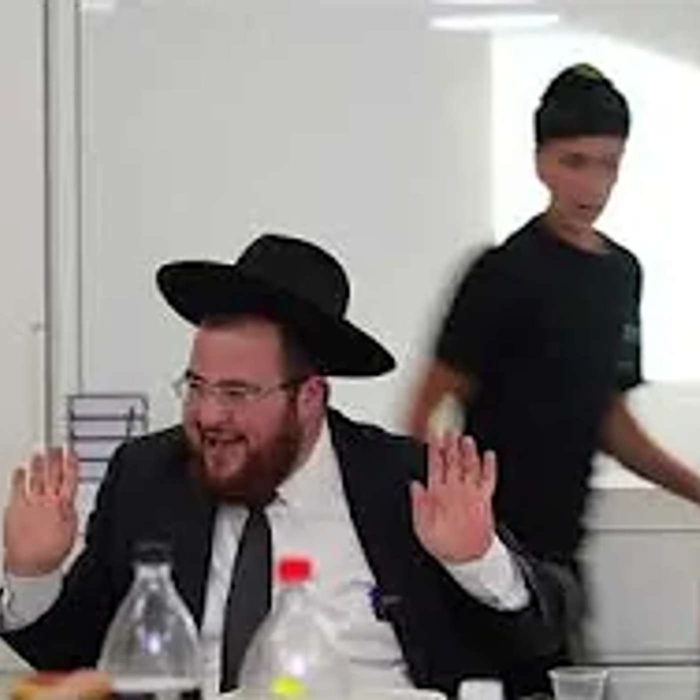 מלך המשיח נמצא ב.....: הצדיק רבינו שלום ארוש במסר קריטי 'יש לי הוכחות שעברנו ניסים יותר מ.. ומשיח פה