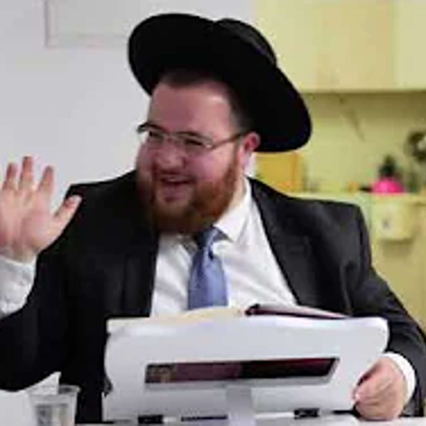 המודיעין בישראל רועד: 'מריחים מלחמה אכזרית ממצרים' -אבל האדמו"ר מלעלוב התגלה לצדיק: 'זה העתיד ממצרים