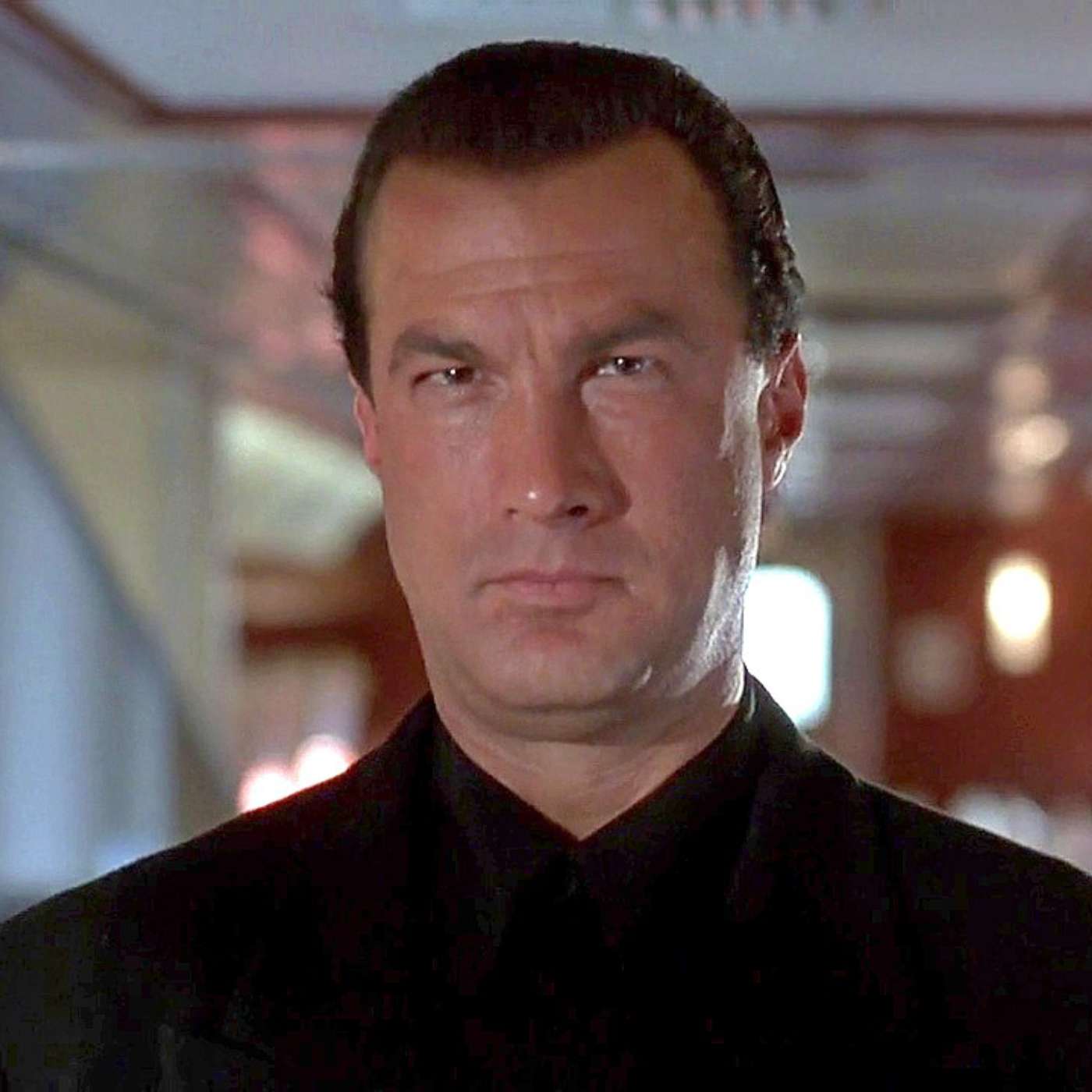 S19: Episode 1: Under Siege 2: Dark Territory