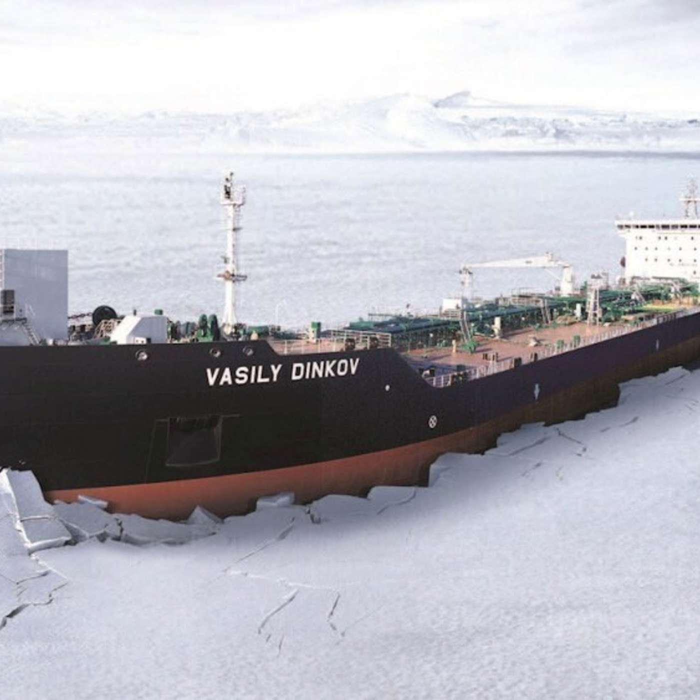 По мере приближения европейского запрета российский танкер тестирует арктический маршрут в Китай