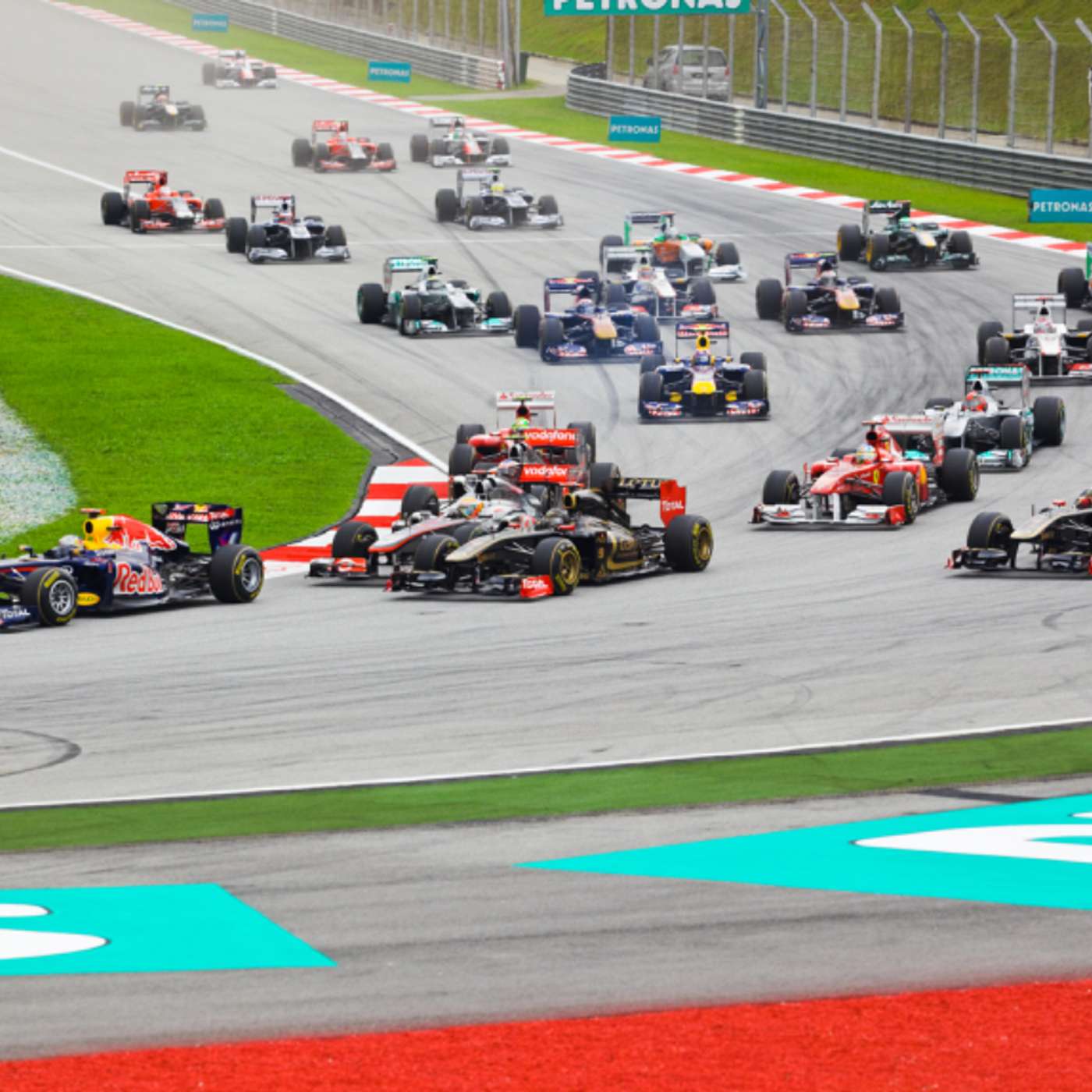 From Formula 1 to Tech Marketing: Taking the Middle Lane With Julien Sauvage