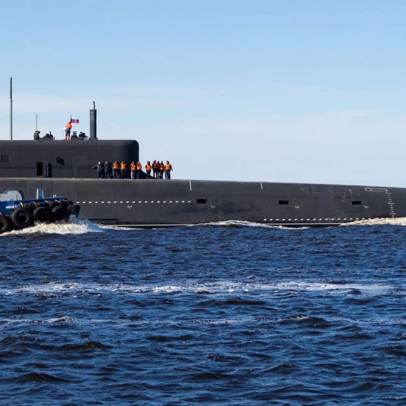 Модернизация морских ядерных вооружений России почти завершена.  В ход пущен новый ракетоносец для патрулирования Арктики.