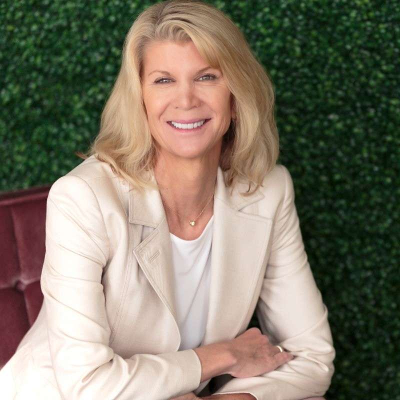 Tracey Mustacchio