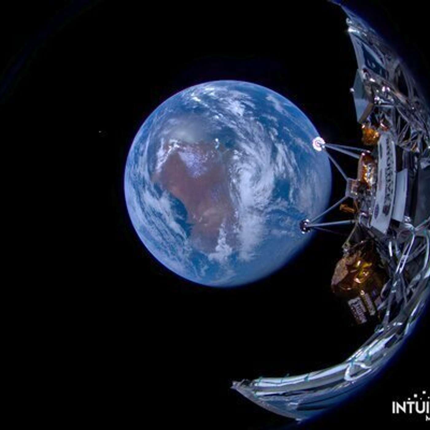 AT&T Suffers Major Outage, Nova-C Makes Private Moon Landing, Reddit Reveals Crypto Investments, Biden Supports Navalny's Kin, and more...