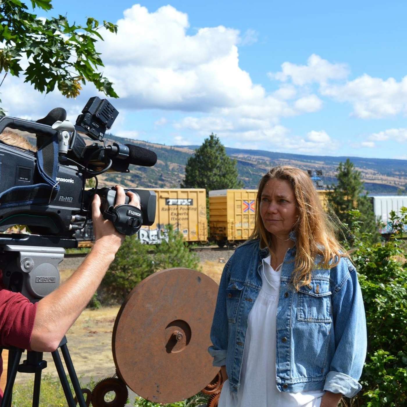 Twice 5 Miles Radio with James Navé