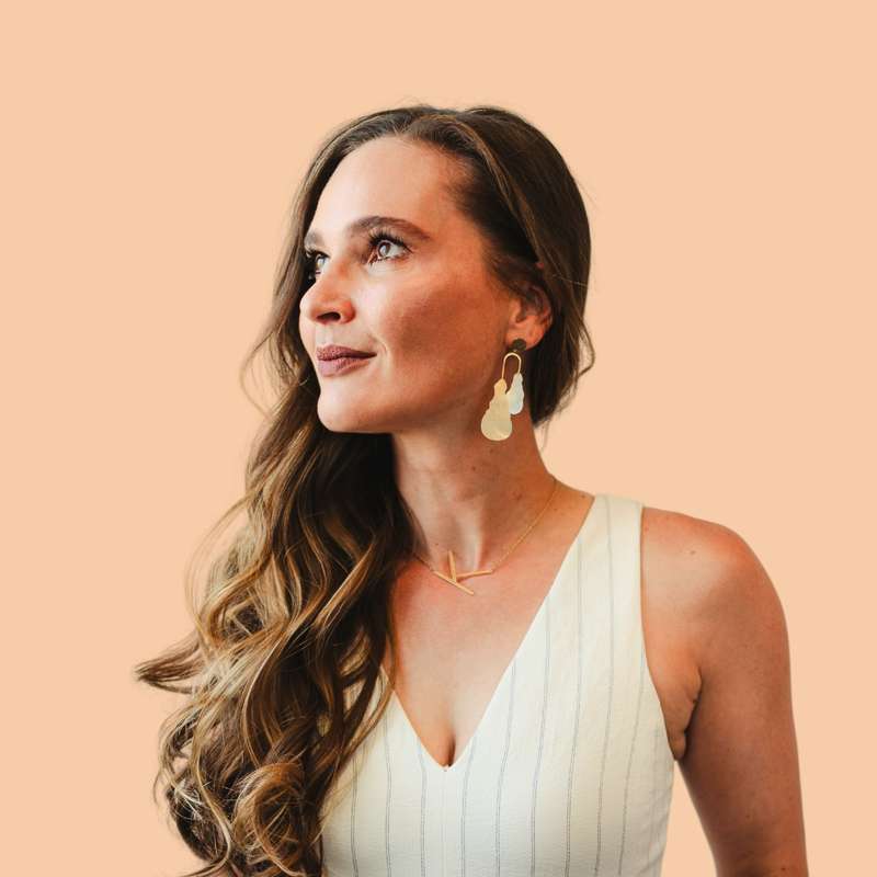 Dr. Kelly Kasteel
