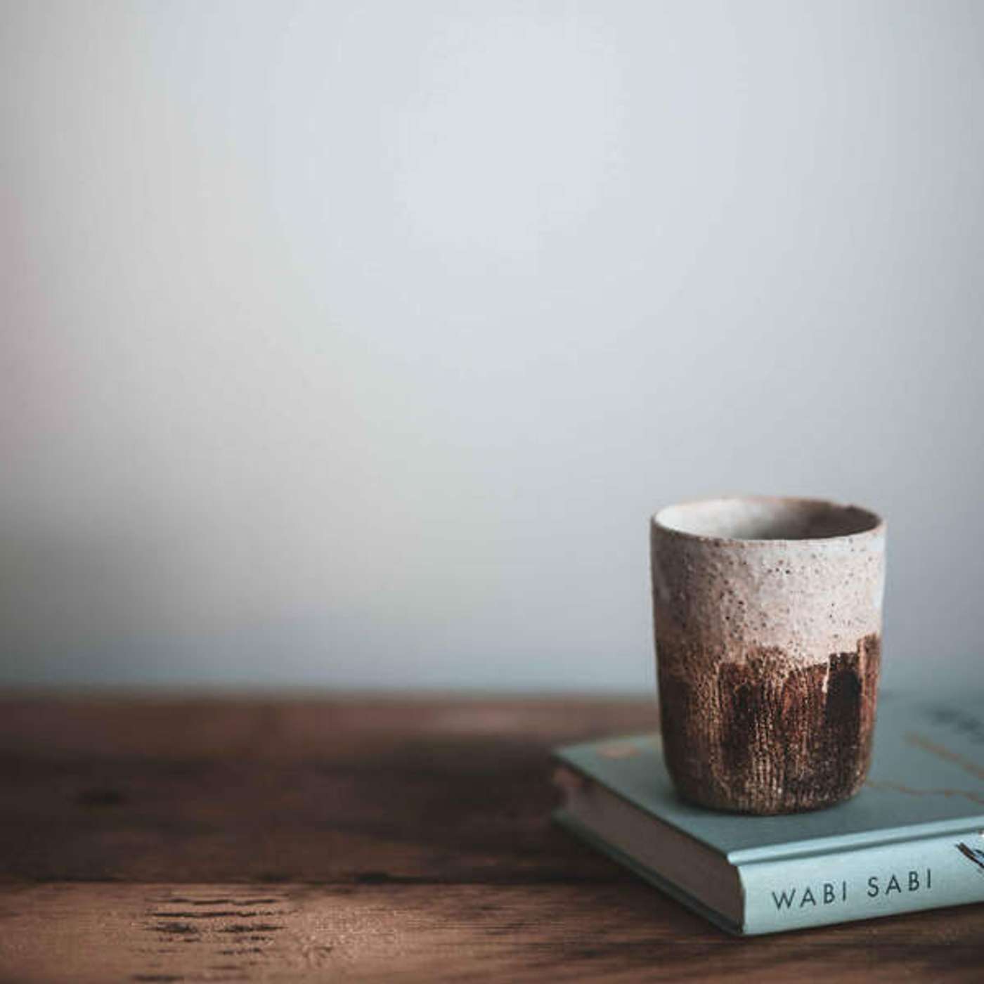 Wabi-sabi: aceitação e imperfeição podem te ajudar no dia a dia! episode artwork