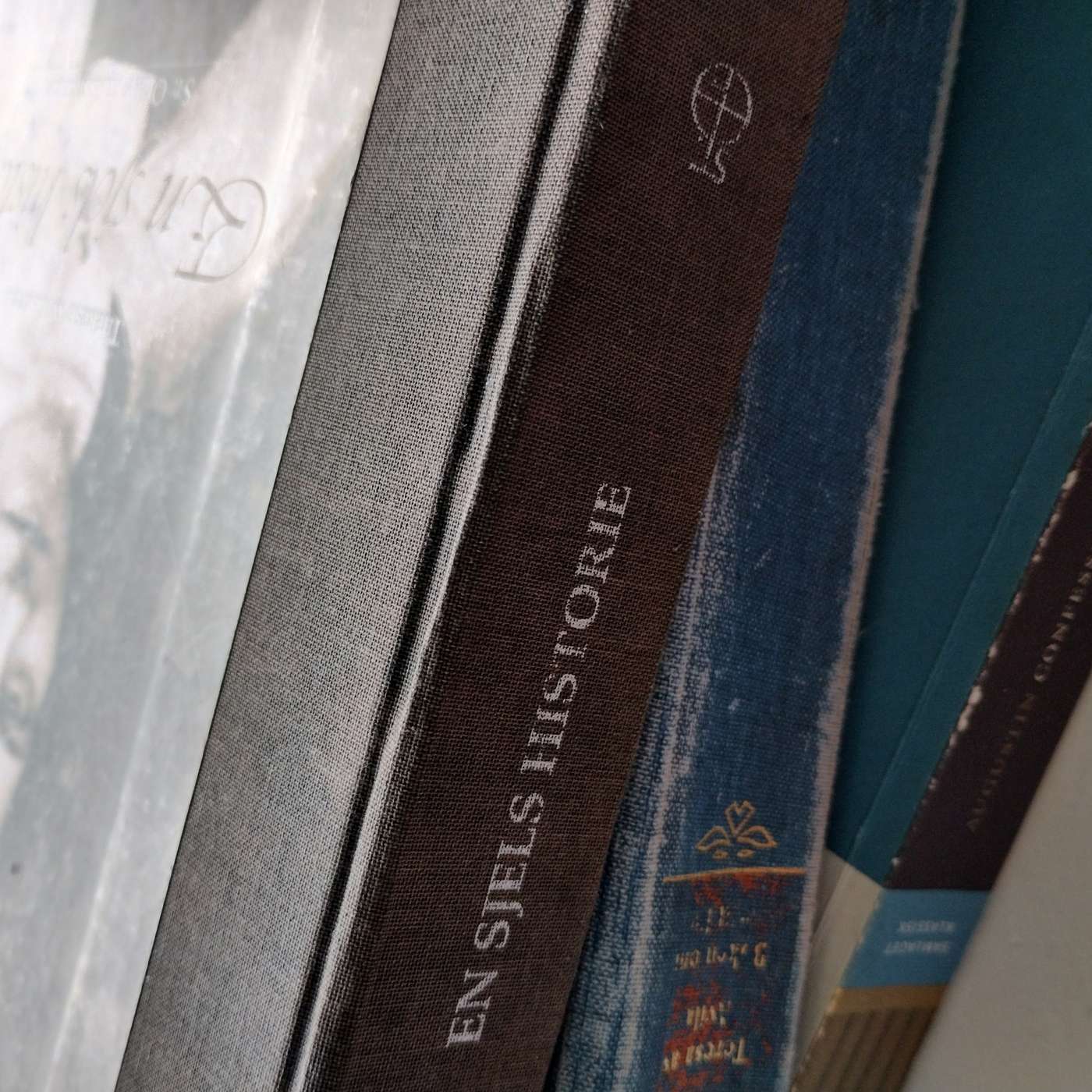 Å skrive en troshistorie – Thérèse av Lisieux episode artwork