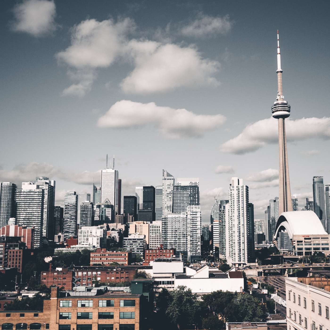 REVUE DE PRESSE - Plongez dans l'actualité torontoise du mardi 20 octobre 2026