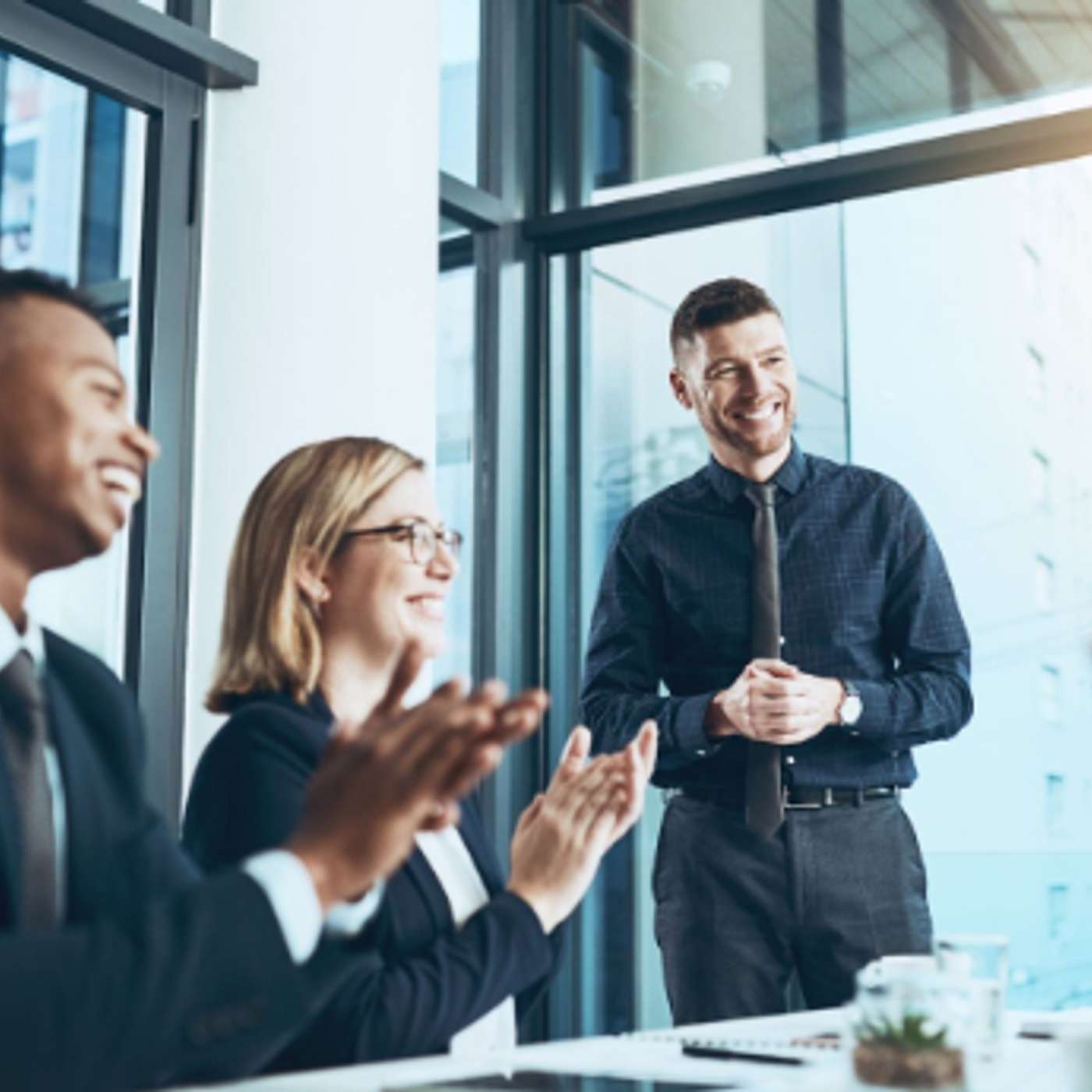 Empowering Your Team: 5 Easy Ways To Show Employee Appreciation