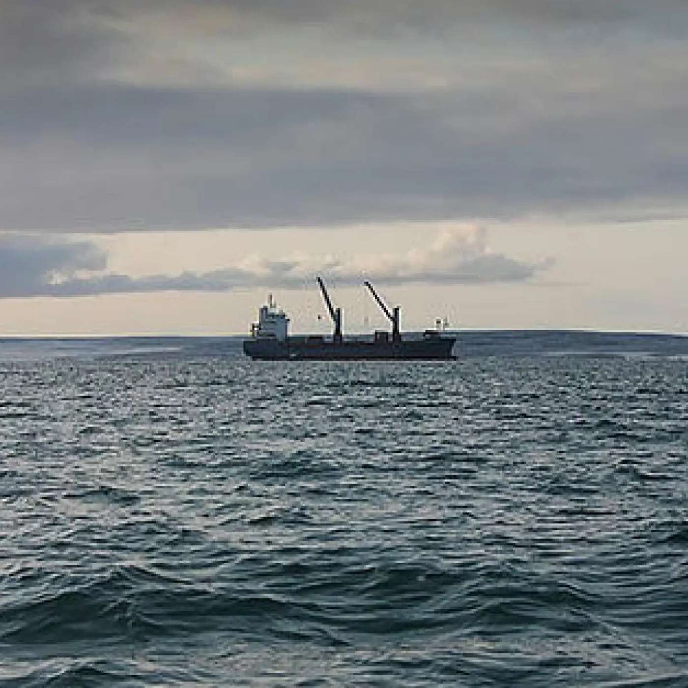 Санкционное судно направляется из Архангельска в Сирию