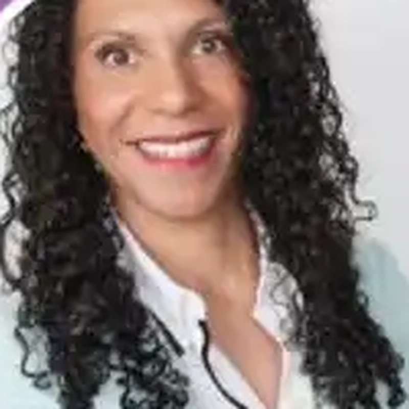 Shawna Wells