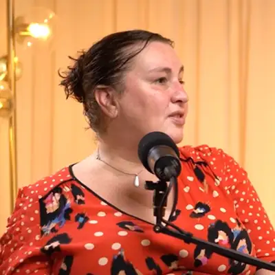 Jo Lindsay
